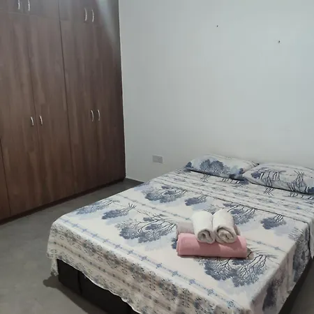 Апартаменты Reflex Spacious And Comfortable Никосия