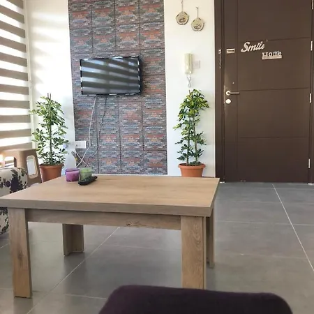 Reflex Spacious And Comfortable Никосия