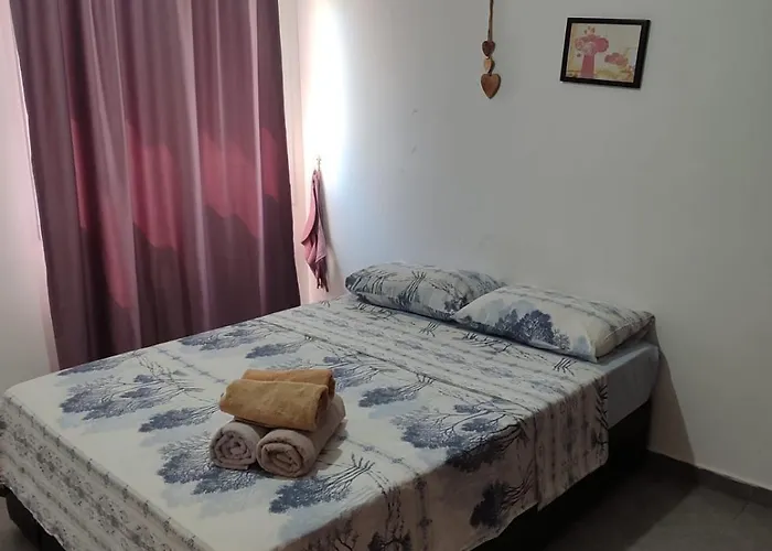 Reflex Spacious And Comfortable * 尼科西亚