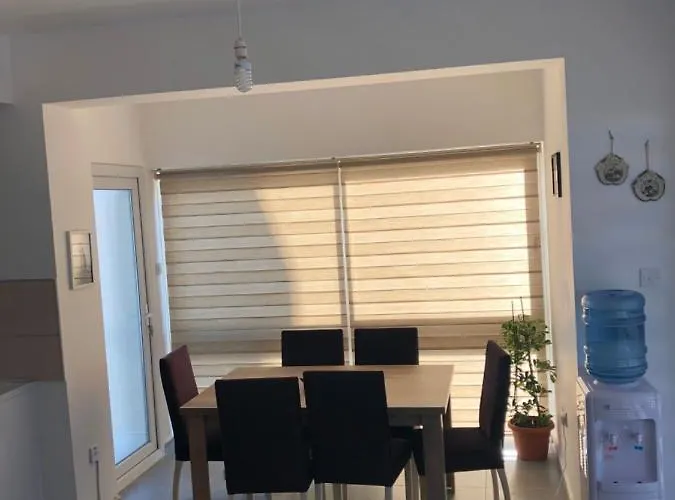 Reflex Spacious And Comfortable *