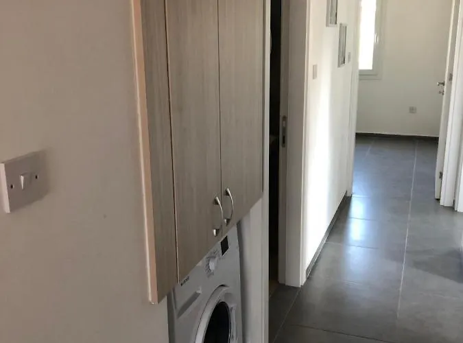 Reflex Spacious And Comfortable * 尼科西亚