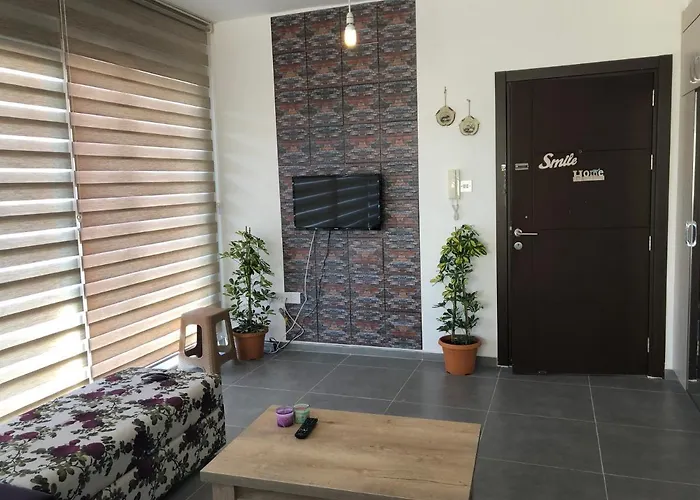 Reflex Spacious And Comfortable 니코시아